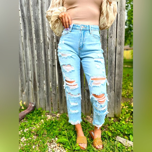 High Rise Mom Jeans KanCan - Picture 1 of 7